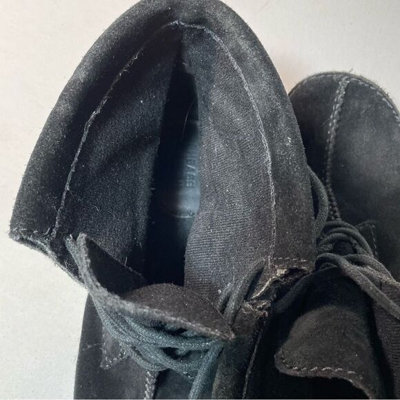 G.H. BASS & CO. Amity Black Suede Leather Booties Boots 9 - Picture 3 of 9